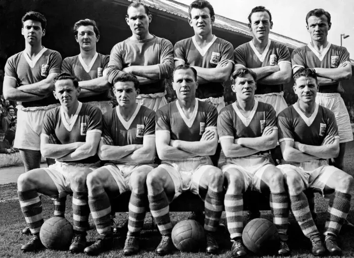 Framed Print : Birmingham City A. F. C. Left to right. Back row: G. Sissons, J. Hall, G. Merrick, T Framed Print : Birmingham City A. F. C. Left to right. Back row: G. Sissons, J. Hall, G. Merrick, T