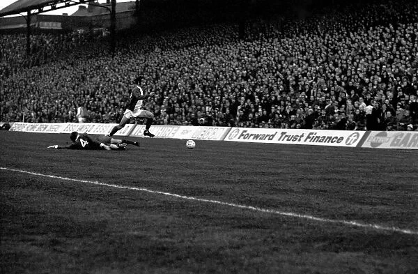 Birmingham City v. Liverpool F. C. December 1974 74-7576