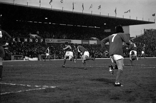 Birmingham City v. Liverpool F. C. December 1974 74-7576-014