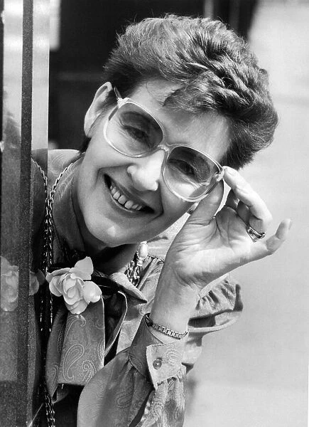Birmingham Mail fashion editor Barbara Henderson. July 1986