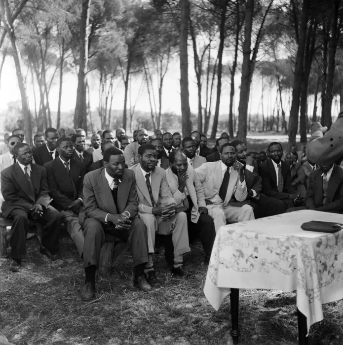 Framed Print : Black Communities in Cape Town, South Africa, 28th January 1955 Framed Print : Black Communities in Cape Town, South Africa, 28th January 1955