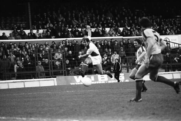 Blackburn Rovers 0 v. Watford 0. Division Two Football. 10th January 1981 MF01-05-001
