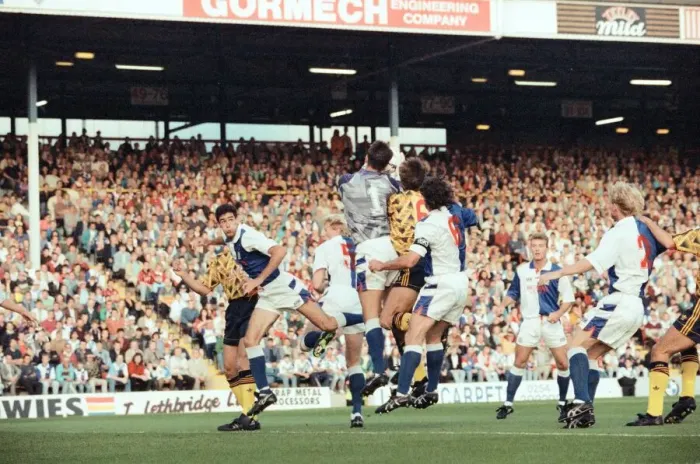 Framed Print : Blackburn Rovers 1-0 Arsenal, Premier League match at Ewood Park, Blackburn Framed Print : Blackburn Rovers 1-0 Arsenal, Premier League match at Ewood Park, Blackburn