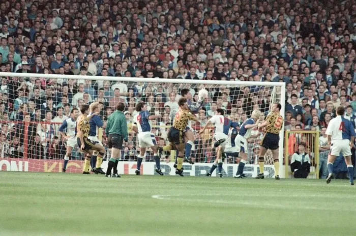 Framed Print : Blackburn Rovers 1-0 Arsenal, Premier League match at Ewood Park, Blackburn Framed Print : Blackburn Rovers 1-0 Arsenal, Premier League match at Ewood Park, Blackburn