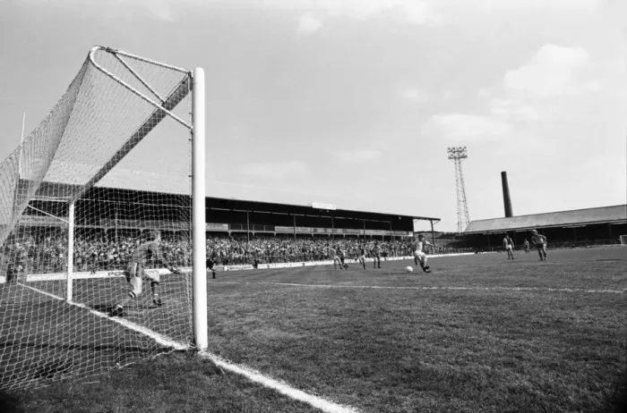 Framed Print : Blackburn Rovers 1 v. Watford 2. April 1982 MF06-29-011 Local Caption Division 1 Framed Print : Blackburn Rovers 1 v. Watford 2. April 1982 MF06-29-011 Local Caption Division 1