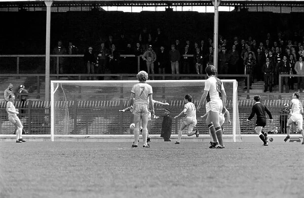 Blackburn Rovers 4 v. Newcastle United 1. Division 1 Football. May 1982 MF07-08-059