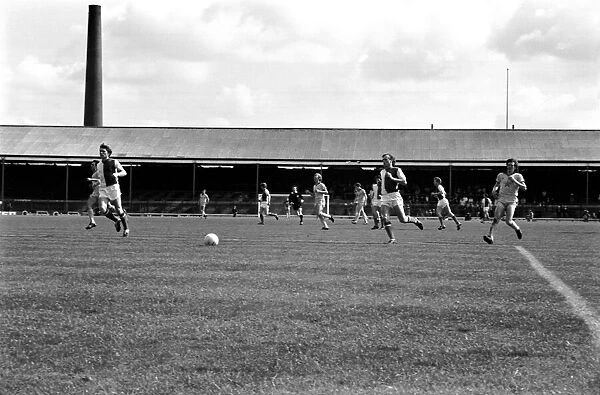 Blackburn Rovers 4 v. Newcastle United 1. Division 1 Football. May 1982 MF07-08-079