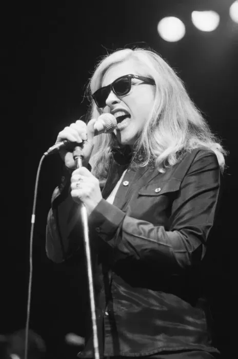 Framed Print : Blondie appear at The Newport Centre Newport, Wales, United Kingdom