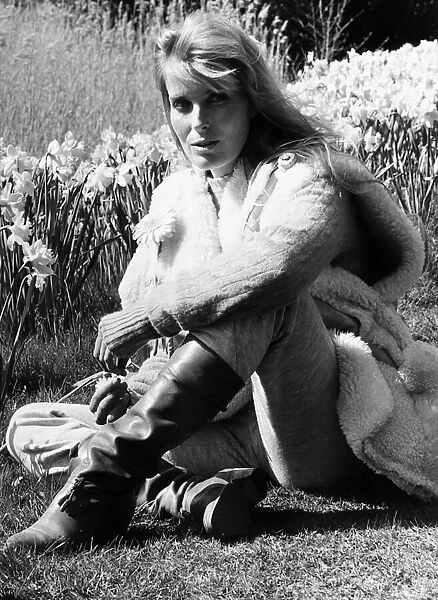 Bo Derek American actress April 1983 Sitting on the grass outdoors A©mirrorpix