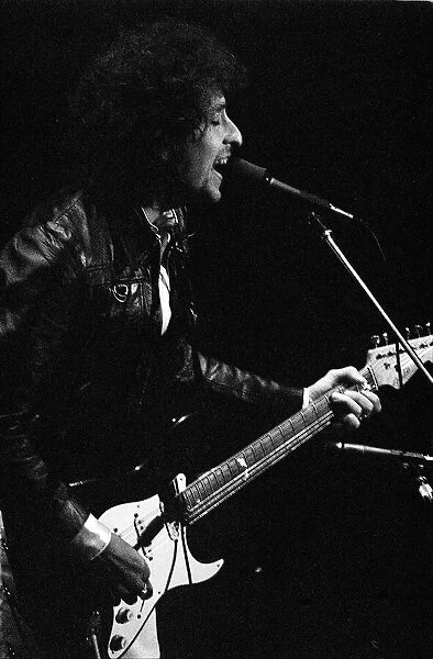 Bob Dylan in concert at Earls Court London, 15th June 1978