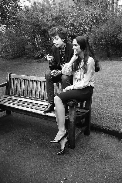 Bob Dylan and Joan Baez park bench Savoy Gardens April 1965 on the Thames