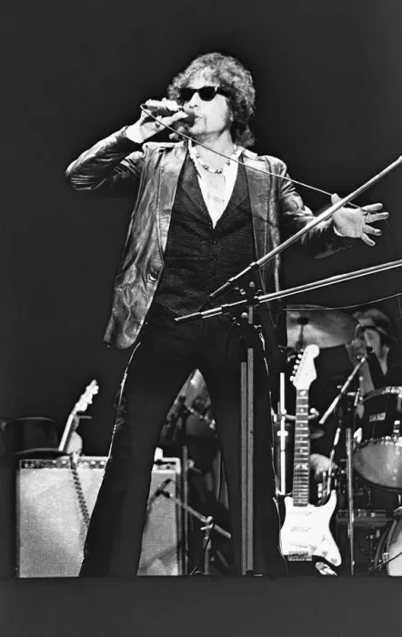 Framed Print : Bob Dylan seen here performing on stage at The Picnic concert at Blackbushe Aerodrome
