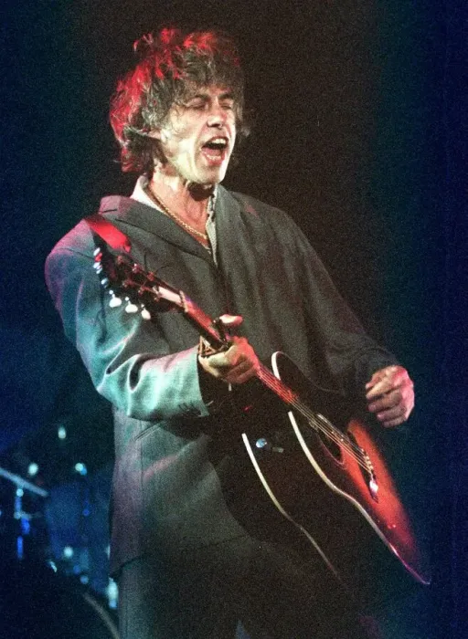 Framed Print : Bob Geldof playing at Ross On Wye Festival August 1999 Sir Bob Geldof playing
