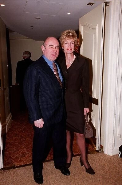 Bob Hoskins Actor December 98 At the Variety Club Luncheon in London with his wife