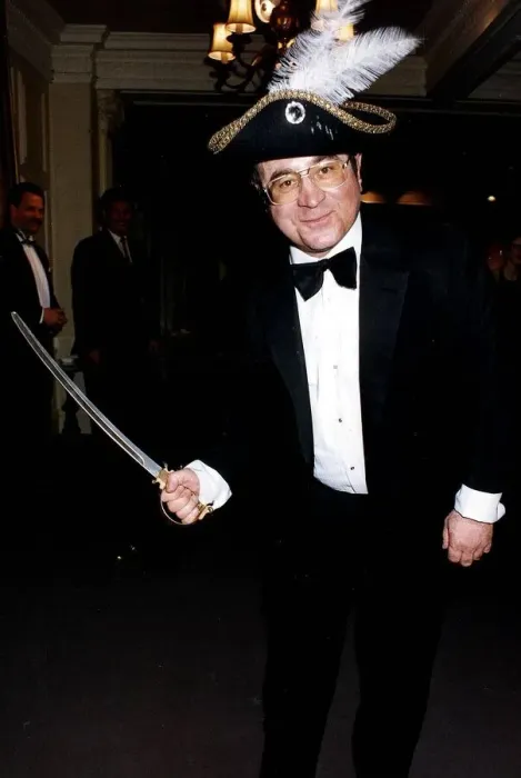 Framed Print : Bob Hoskins Actor at Party for New film Hook Framed Print : Bob Hoskins Actor at Party for New film Hook