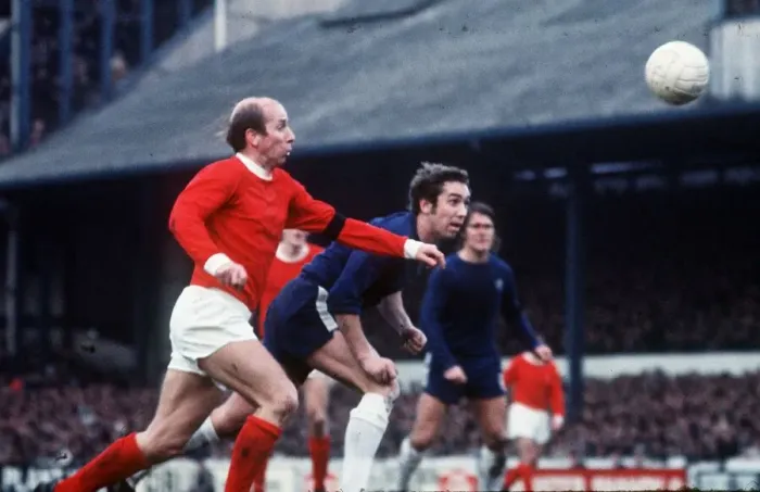 Framed Print : Bobby Charlton football Chelsea v Manchester United Marvin Hinton Framed Print : Bobby Charlton football Chelsea v Manchester United Marvin Hinton