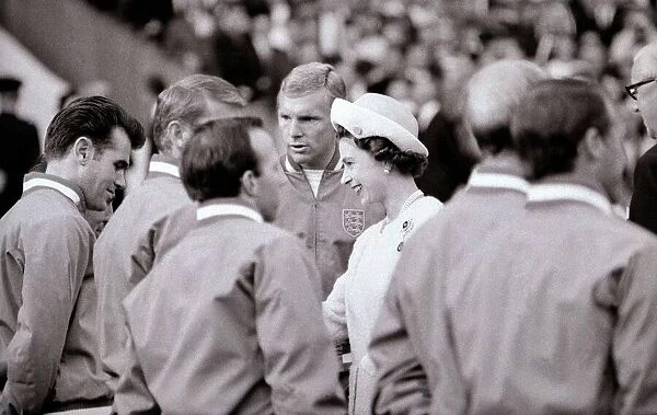 Bobby Moore presents the England team to the Queen Elizabeth II World Cup