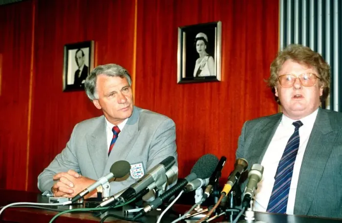 Framed Print : Bobby Robson England Manager at news press conference with Graham Kelly Chairman of