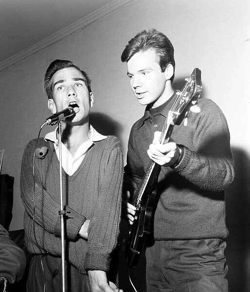 Bobby Vee sings a duet with Alan Smith 21, who is a resident at the Searchlight Cripples