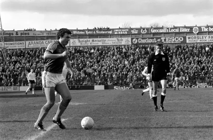 Framed Print : Bolton Wanderers 1 v. West Ham 1. Division Two Football. March 1981 MF02-08-019 Framed Print : Bolton Wanderers 1 v. West Ham 1. Division Two Football. March 1981 MF02-08-019