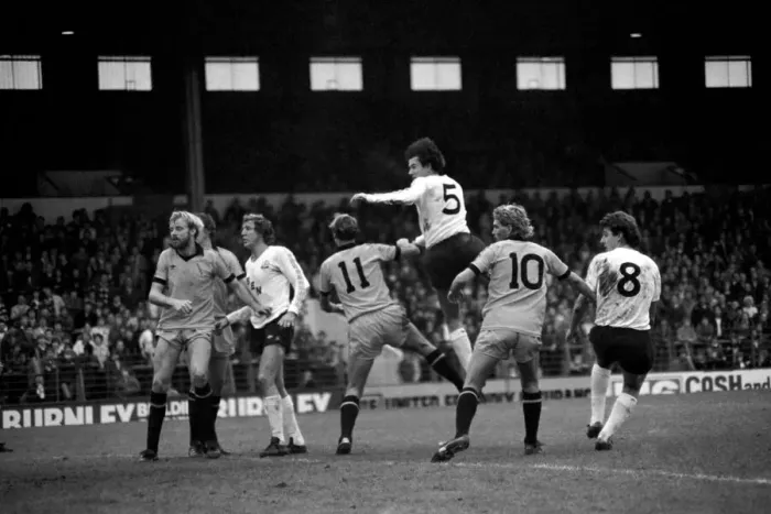 Framed Print : Bolton Wanderers 3 v. Cambridge United 4. Division 2 Football. October 1981 MF04-05-010 Framed Print : Bolton Wanderers 3 v. Cambridge United 4. Division 2 Football. October 1981 MF04-05-010