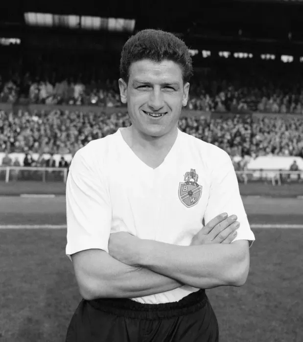 Framed Print : Bolton wanderers footballer Roy Hartle. October 1958 Framed Print : Bolton wanderers footballer Roy Hartle. October 1958