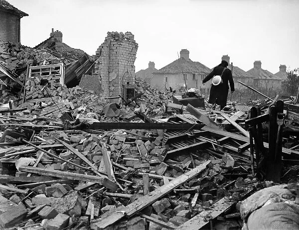 Bomb damage after Air Raid, Solihull, Birmingham, 27th July 1942
