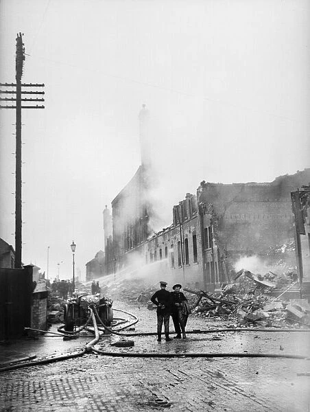 Bomb damage to Comet Radio showrooms in George Street, Hull. 23 March 1941