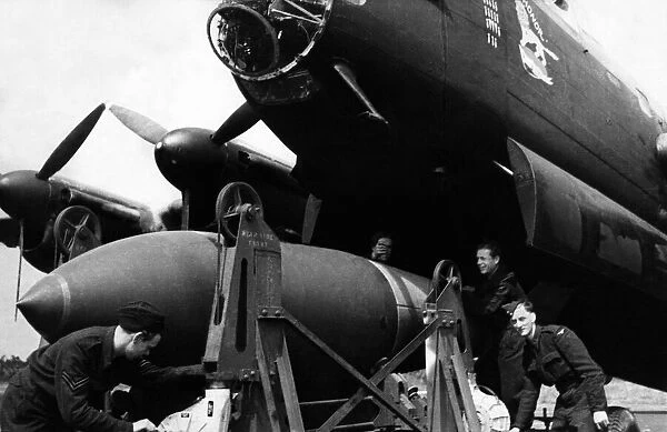Bomber command load one of the new 12, 000 pound 'earthquake'