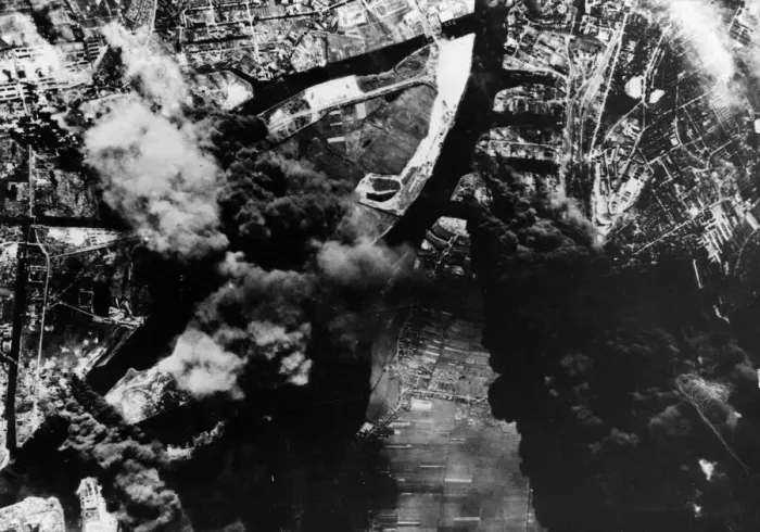 Framed Print : Bombing raid on oil production facilities in Hamburg as the US Eighth aF Liberators