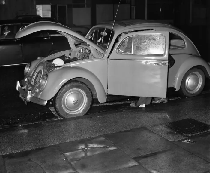 Framed Print : Bombs: Police chase V. W wanted on bomb squad list of wanted cars