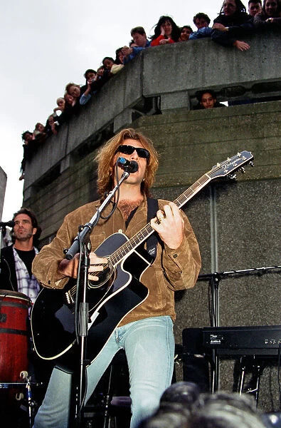 Bon Jovi brought the walkways of Londons South Bank to a standstill when they played