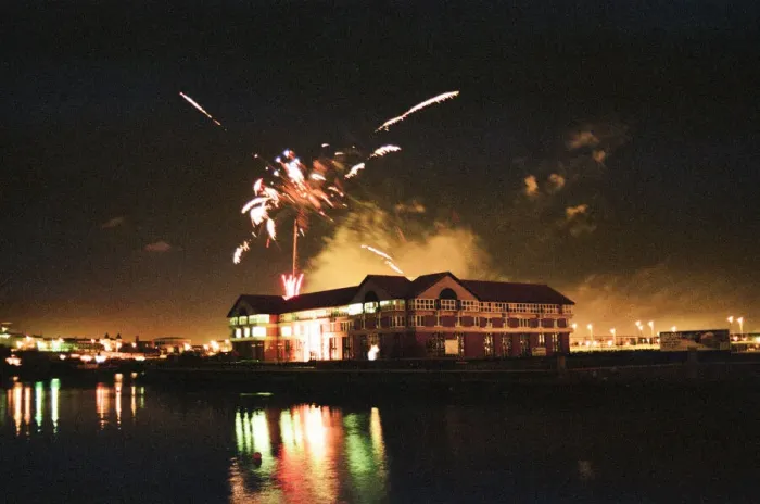 Framed Print : Bonfire Night, Stockton, North Yorkshire, England, 5th November 1992 Framed Print : Bonfire Night, Stockton, North Yorkshire, England, 5th November 1992