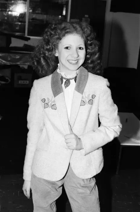 Framed Print : Bonnie Langford, star of hit musical Cats, she plays the character Rumpleteazer in