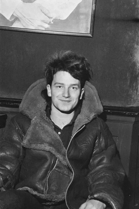 Framed Print : Bono, lead singer with Irish rock band U2 from Dublin, pictured during informal press Framed Print : Bono, lead singer with Irish rock band U2 from Dublin, pictured during informal press