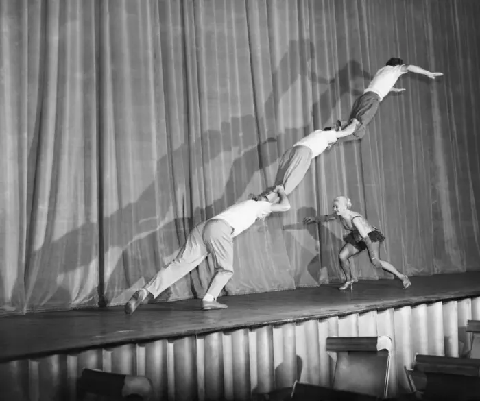 Framed Print : The Botonds, acrobatic act at the London Palladium. SP 19 / 8 / 1951 B3975 / 1 Framed Print : The Botonds, acrobatic act at the London Palladium. SP 19 / 8 / 1951 B3975 / 1