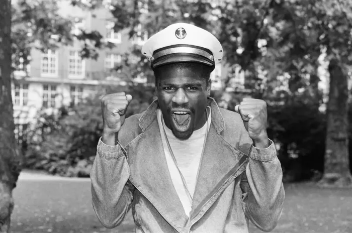 Framed Print : Boxer Errol Christie wearing a sailors hat. 28th August 1986