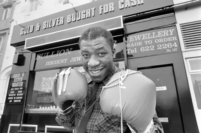 Framed Print : Boxer Gary Mason. February 1987 Framed Print : Boxer Gary Mason. February 1987