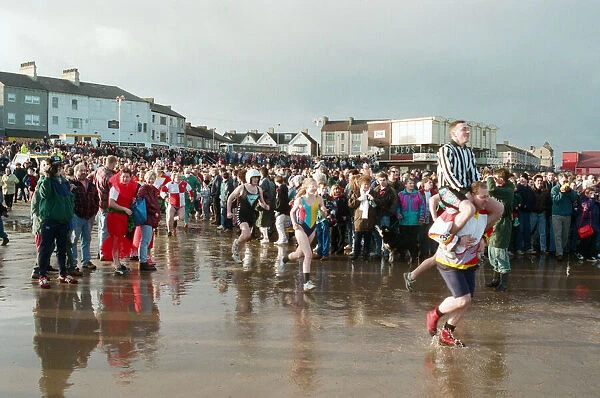 Boxing Day Dip in Redcar, 26th December 1994