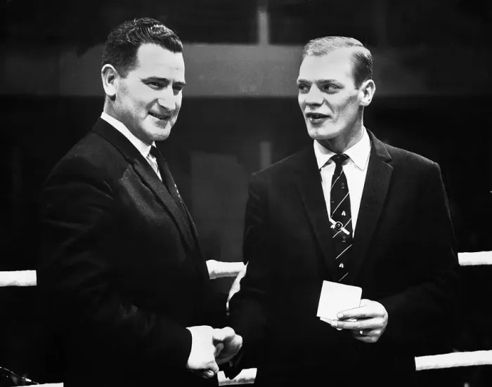 Framed Print : Boxing Dick McTaggart is presented with a check for his testimonial at the Kelvin