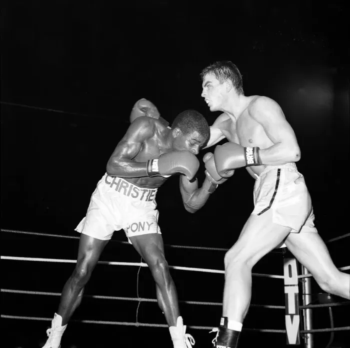 Framed Print : Boxing Errol Christie against Mark Kaylor 5th November 1985 Framed Print : Boxing Errol Christie against Mark Kaylor 5th November 1985