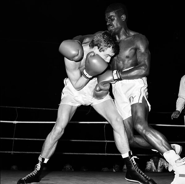 Boxing Errol Christie against Mark Kaylor 5th November 1985