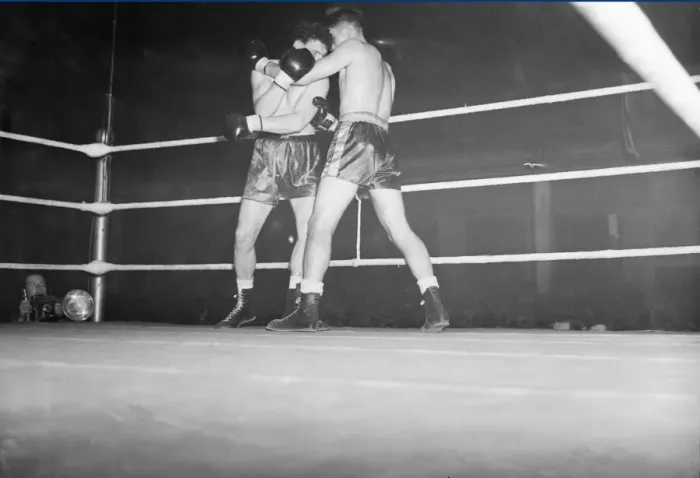 Framed Print : Boxing Leicester 1950 Jack Gardner beats Johnny Williams in eliminator for British Framed Print : Boxing Leicester 1950 Jack Gardner beats Johnny Williams in eliminator for British