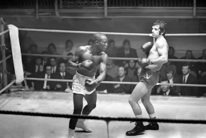 Framed Print : Boxing at Lime Grove Baths in Shepherds Bush, London Vic Andretti in action to