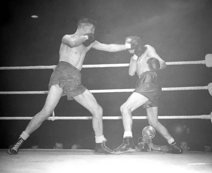 Framed Print : Boxing match Eddie Thomas v Henry Hall November 1949 in the boxing ring boxc Framed Print : Boxing match Eddie Thomas v Henry Hall November 1949 in the boxing ring boxc