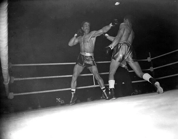 Boxing match Randolph Turpin vs Alex Buxton 13  /  2  /  1952