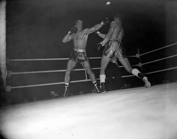 Boxing Randolph Turpin V Buxton DM 13  /  2  /  1952 C753  /  2
