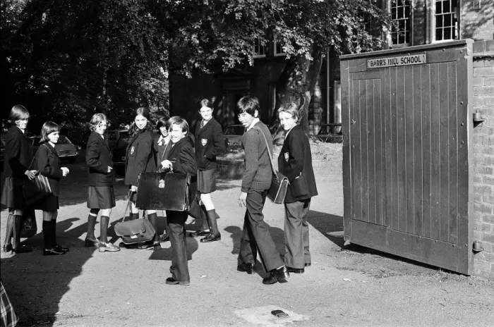 Framed Print : Boys arriving at Barrs Hill School in Coventry for the first time since it changed Framed Print : Boys arriving at Barrs Hill School in Coventry for the first time since it changed