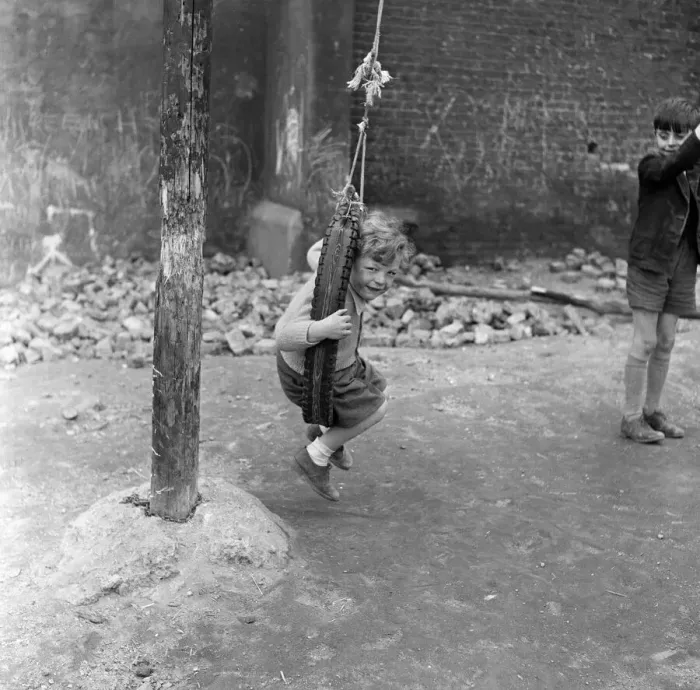 Framed Print : Boys playing at Clydesdale Road adventure playground. 18th May 1955
