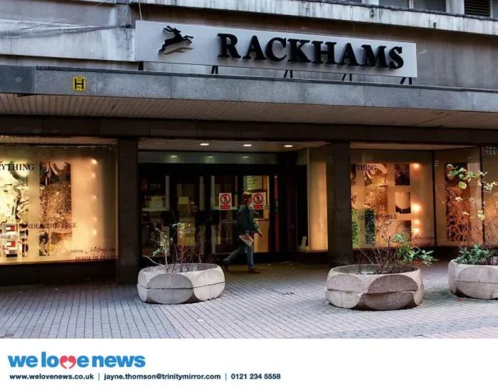 : BPM MEDIA FILER - JAN 1998 Front of department store Rackhams, Birmingham : BPM MEDIA FILER - JAN 1998 Front of department store Rackhams, Birmingham